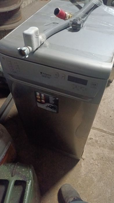 Посудомойка б/у Аристон