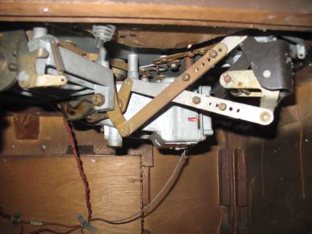 ALBA 475B, 1948 г. - ретро радиошкаф + грамофон с чейнджър.