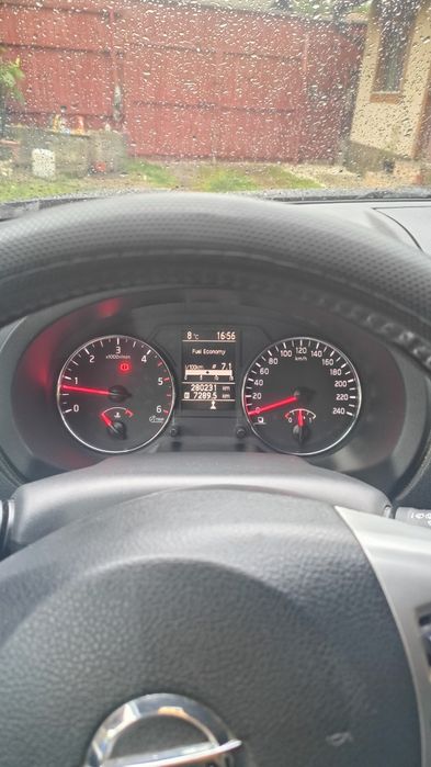Nissan X-trail 2011