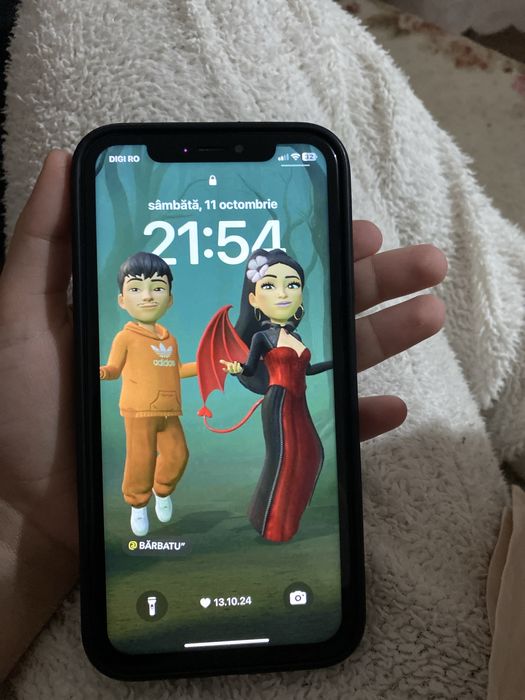 Schimb/vand iphone XR are spart spatele , sanatate 84%