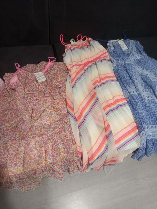 Продам сарафаны новые для девочки брендовые H&M с бирками