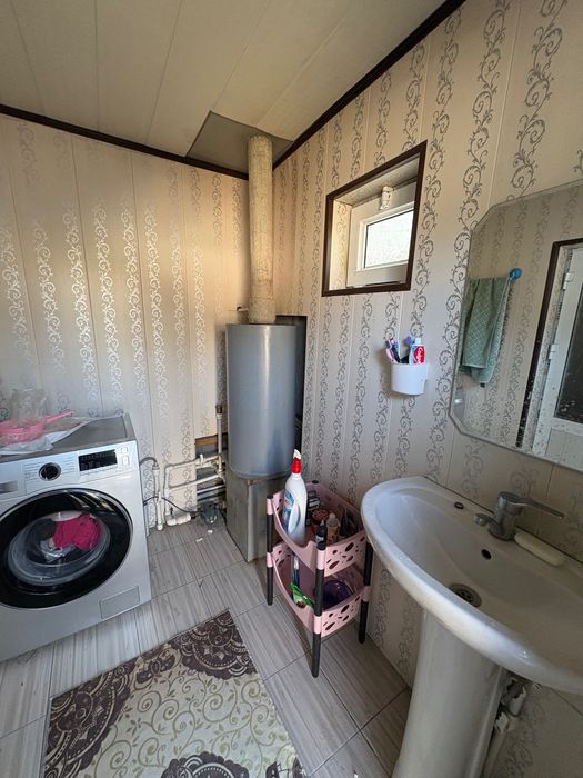 Срочно уй сотидади 6300 $ келишилади