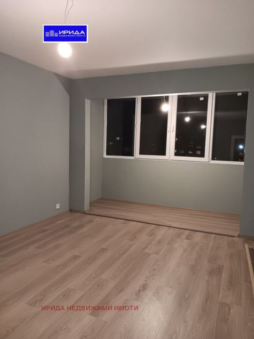 Продава се Двустаен апартамент в София, Обеля 2 - 65 кв.м за 1614 €/кв.м - Снимка #1