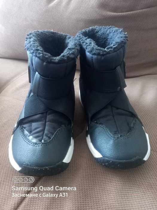 Детски ботуши Puma и Nike