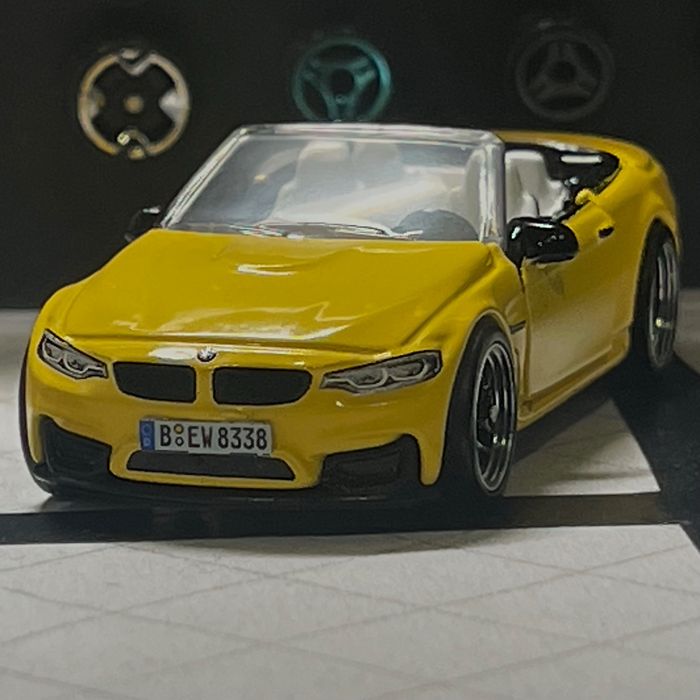BMW M4 F83 Matchbox Moving Parts
