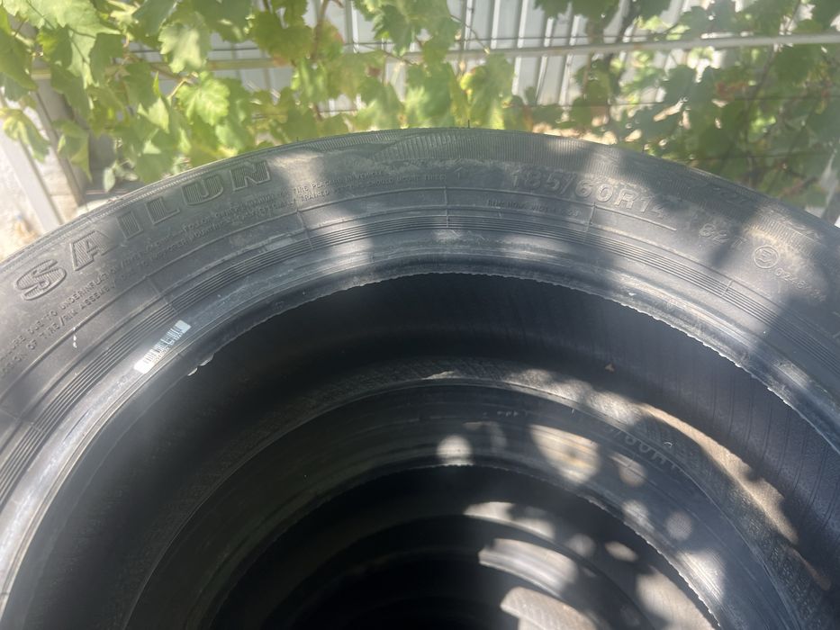 Продается Шины зимние новые