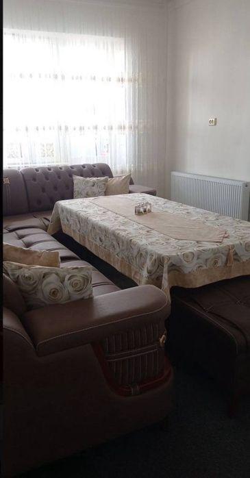 Срочно продаётся 3х-комнатная квартира  переделана на 4х