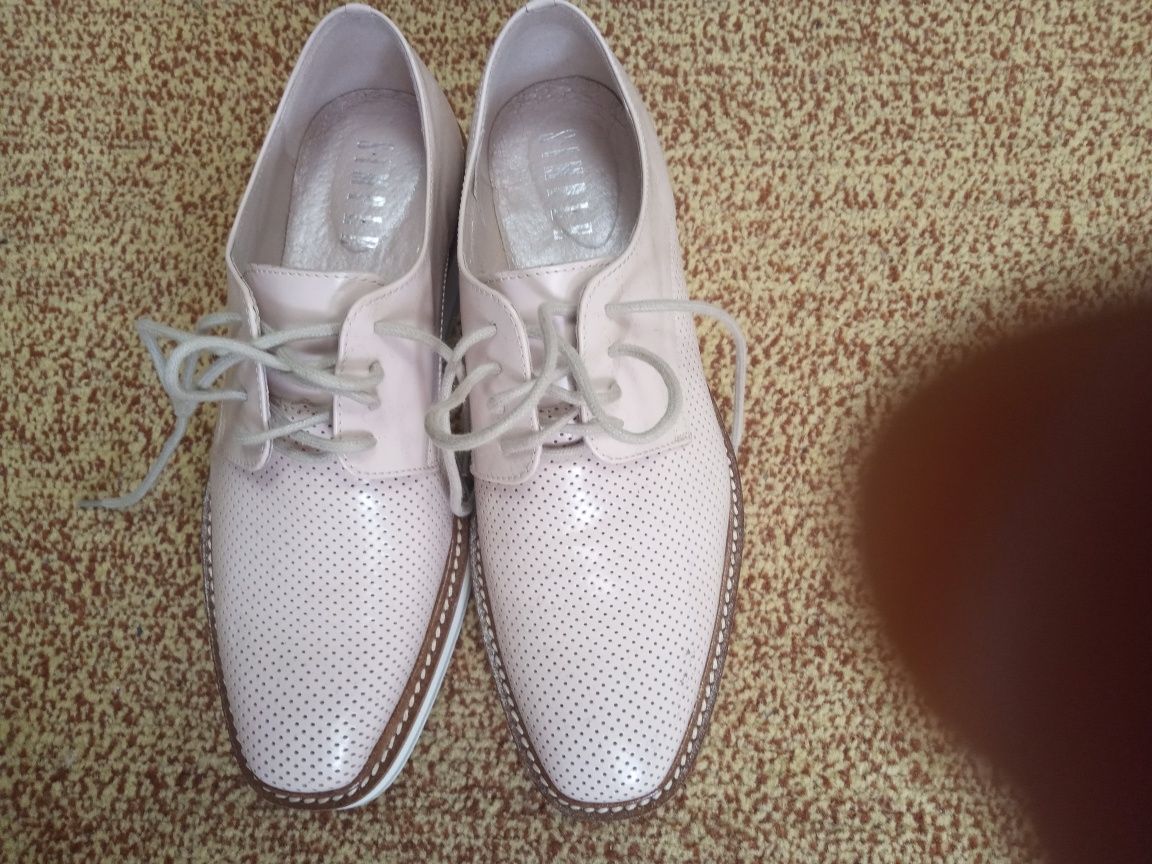Pantofi piele,mărimea 36,firma Simple