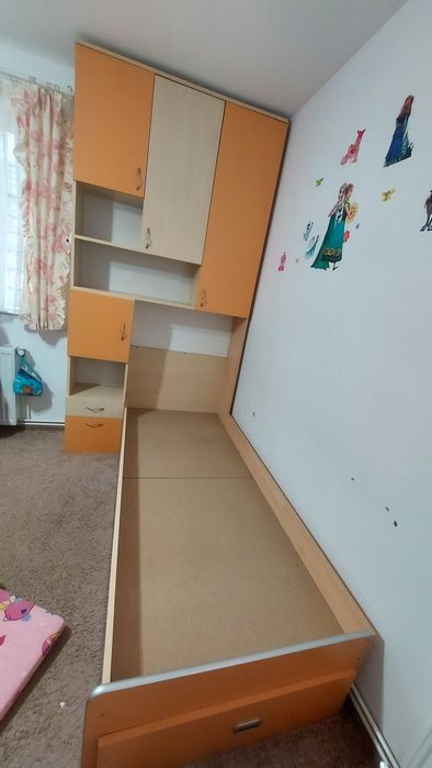 Mobilier pat și dulap 2 seturi