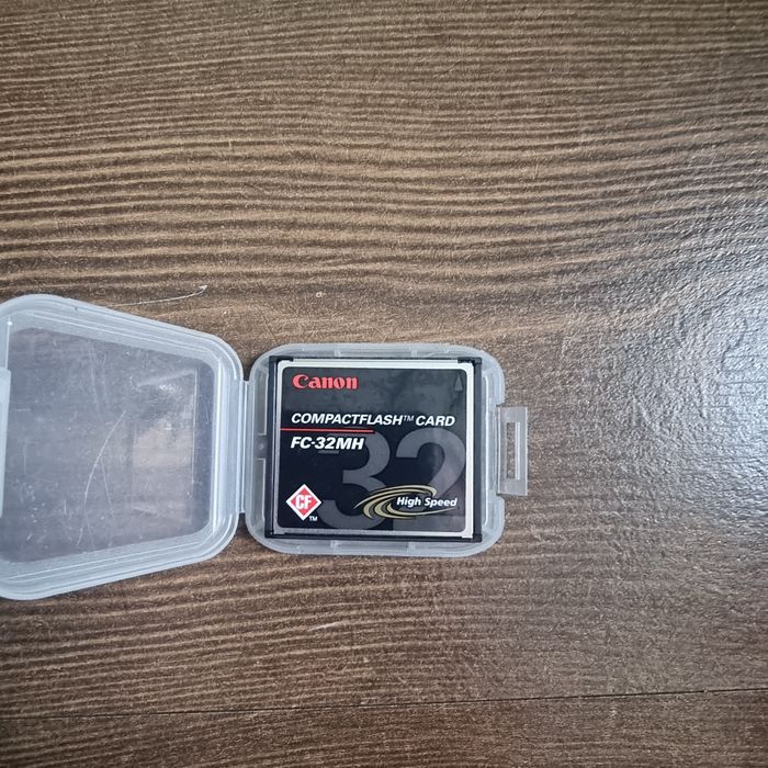 Card canon nou 32 mb