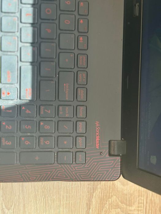 Se vinde Laptop ASUS