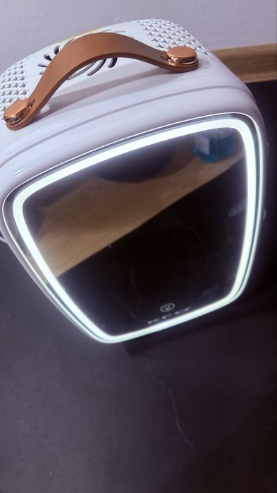 Frigider cosmetica NOU