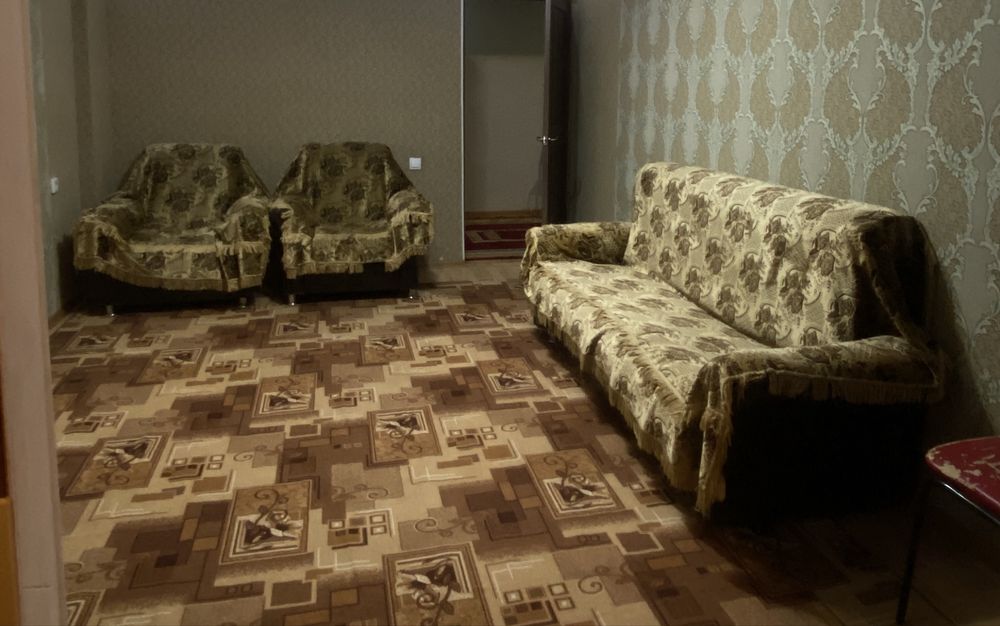 Диван и 2кресло.