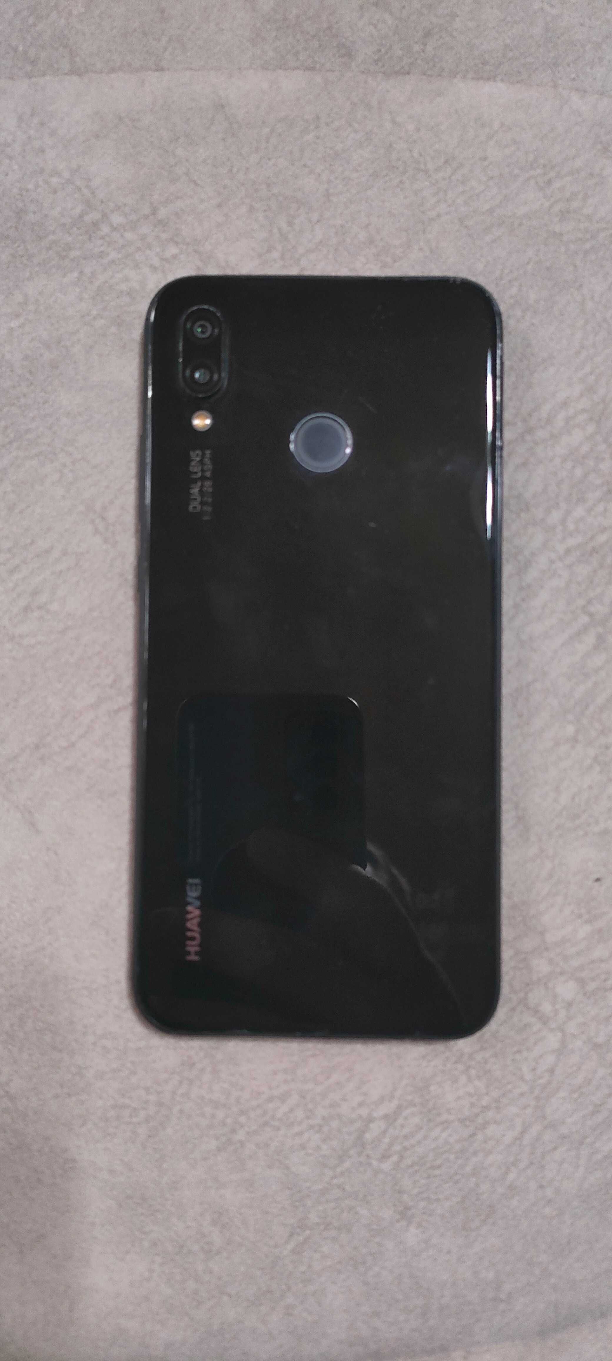 Продается телефон Huawei P20 Lite