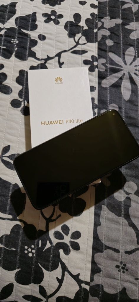 Huawei P40 Lite черен