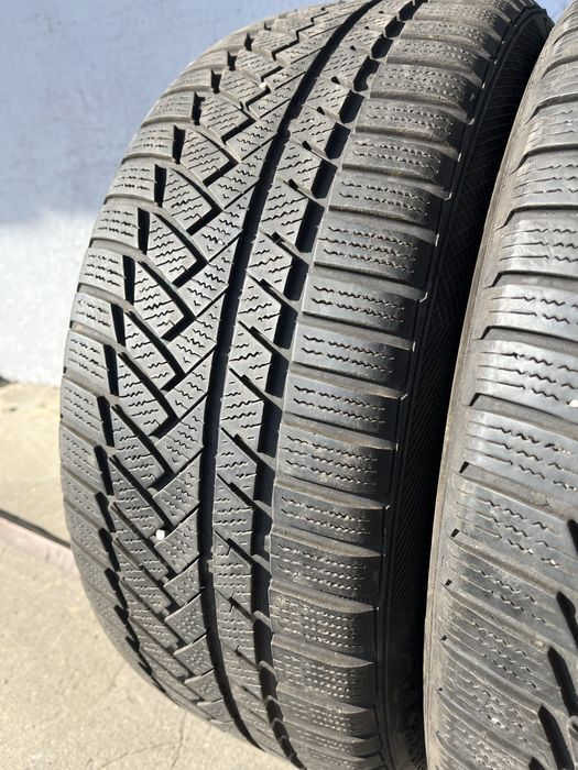 2 бр. зимни гуми 235/45/18 Continental 6 mm DOT 3518