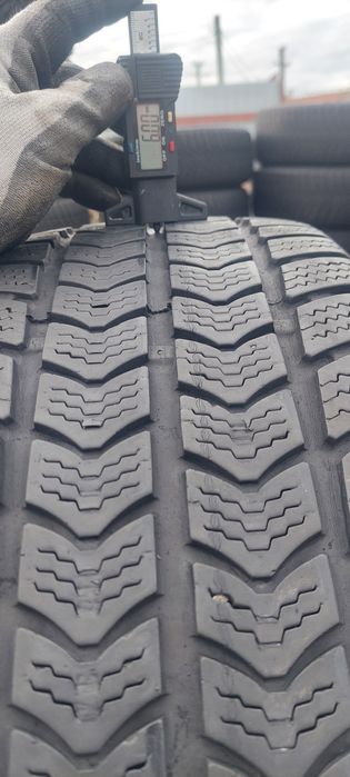 SEMPERIT 235 65 R 16 C M+S