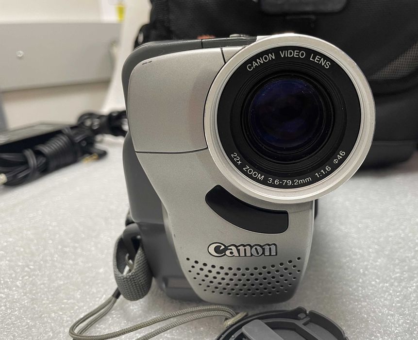 Видеокамера CANON ES60A Made in Japan