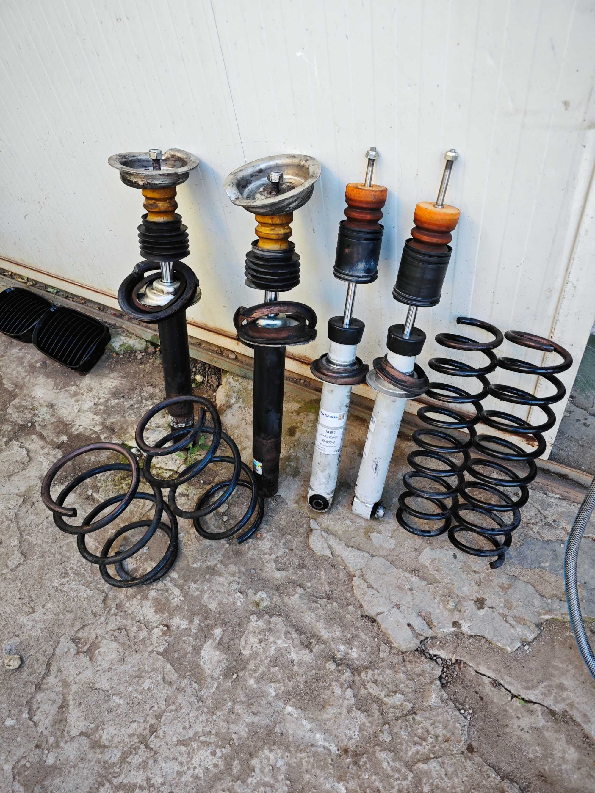 ОЕМ Окачване за е39 Седан Bilstein/Sachs