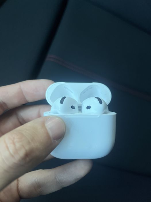 Слушалки apple Airpods 4