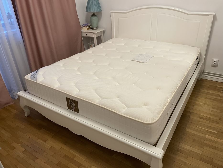 Pat  Fabian Lemn Masiv + Saltea Serta 5 Stars Mobexpert ca noi!160/200