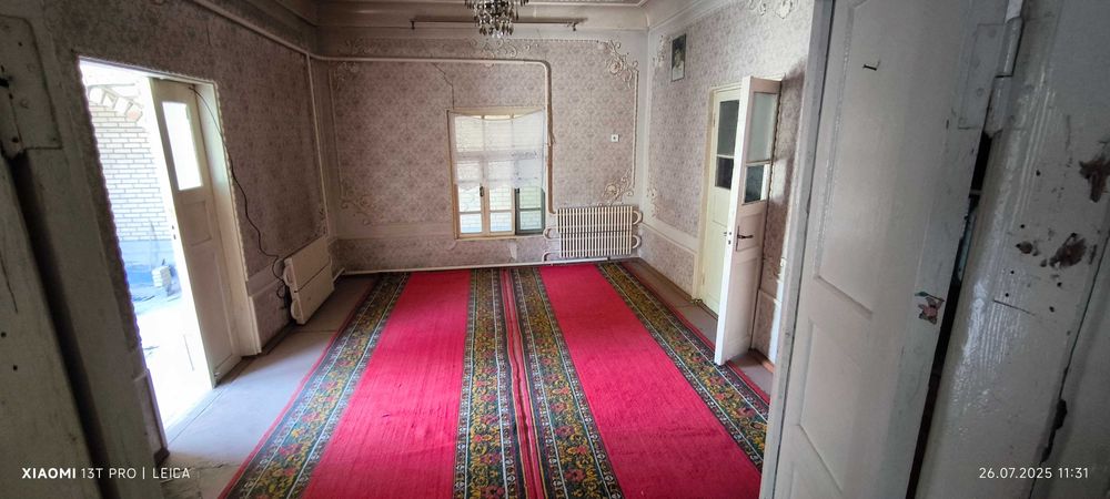 Карманада ховли сотилади