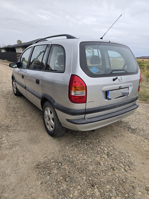 Vând Opel Zafira 1.8cc, 2001