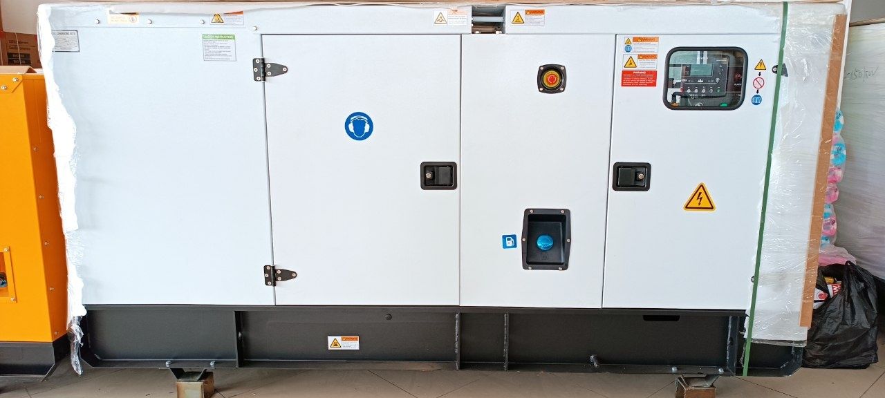 Дизельный генератор YIHUA GENSET 150 КВT, dizelniy generator dvijok. Г