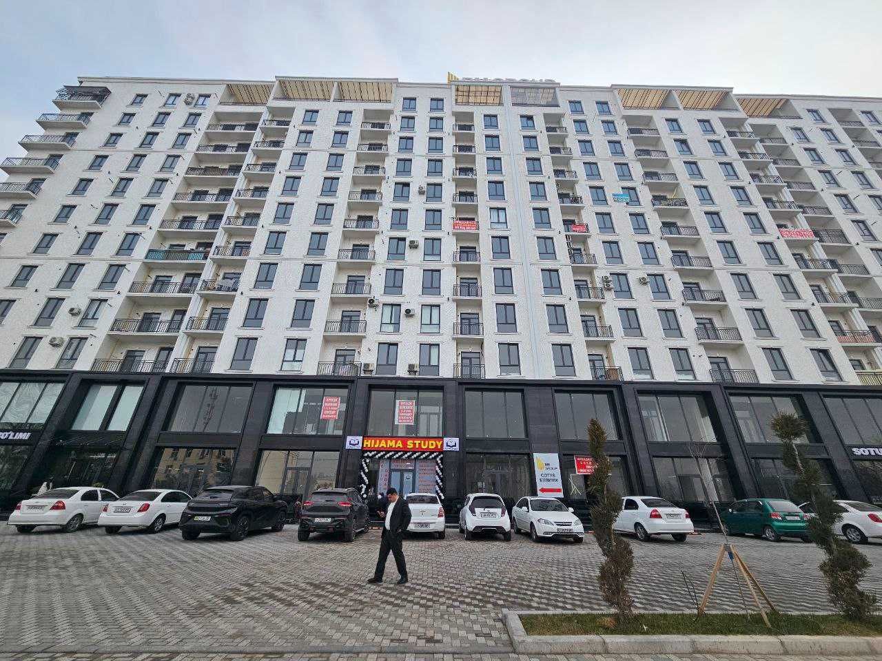 Sotiladi 100kvadrat, yo'lni yuzida shaxar markazi(Novza)