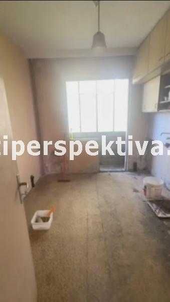 Продава се Тристаен апартамент в Пловдив, Кючук Париж - 80 кв.м за 1400 €/кв.м - Снимка #4