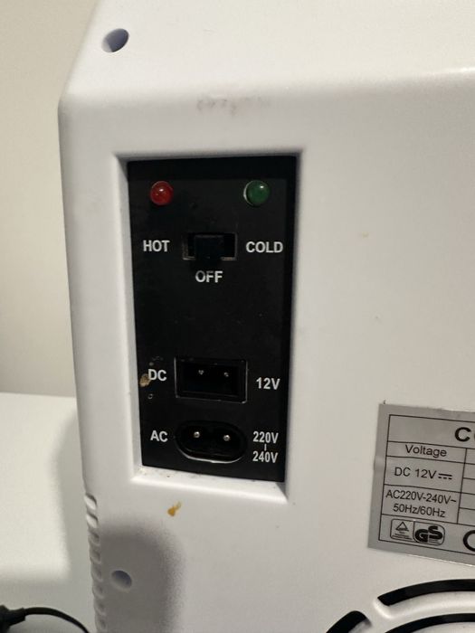 Mini frigider auto 12V 10Litri capacitate