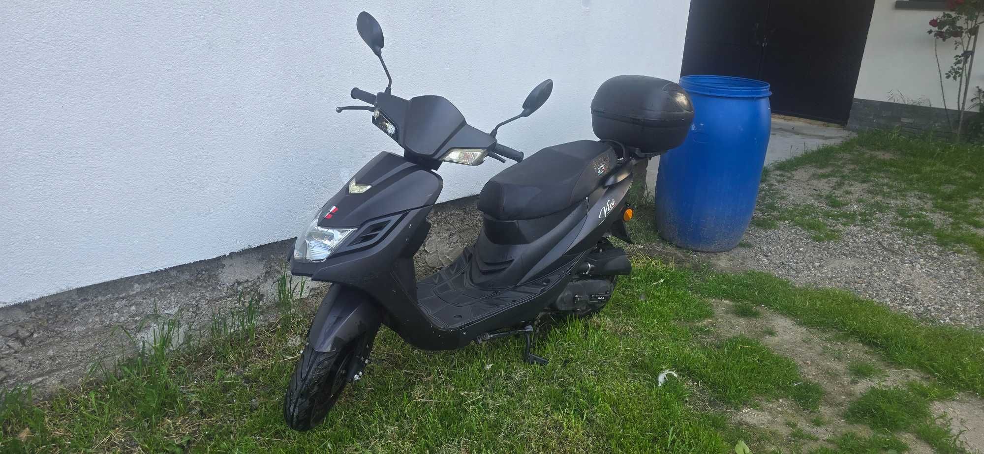 Скутер 49 кубика GTS VICI