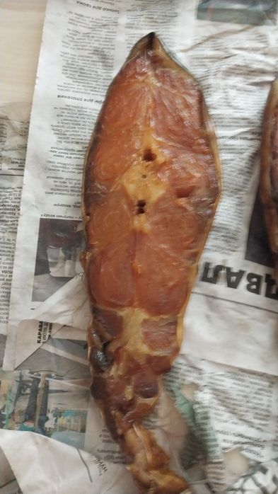 Копченая рыба стейк сома жерех