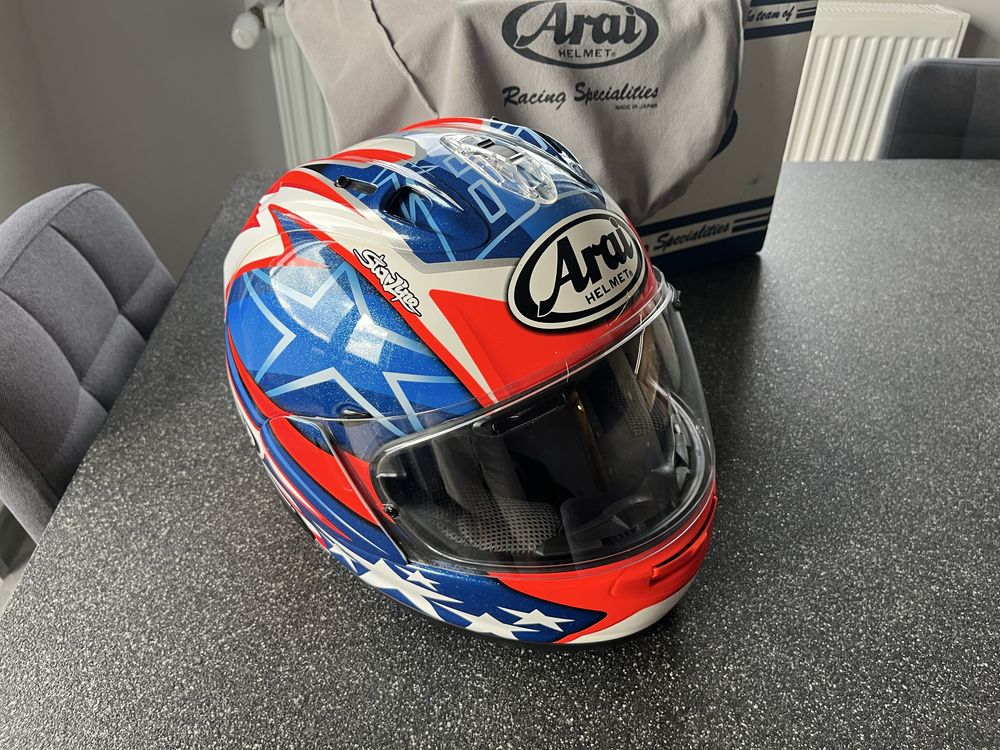 Каска Arai RX-7 GP