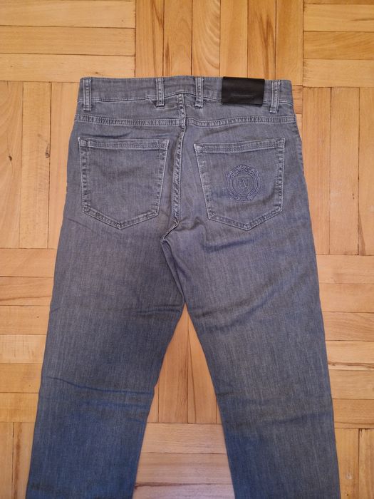 З броя дънки на Andrews Jeans