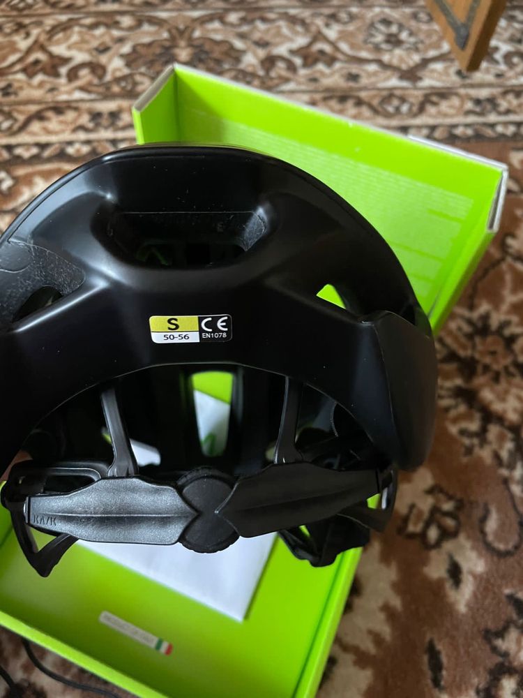 Продам оригинальный шлем kask