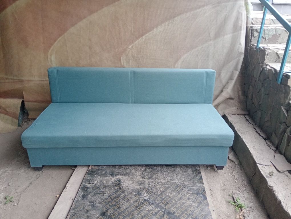 Продам диван в хорошем состоянии