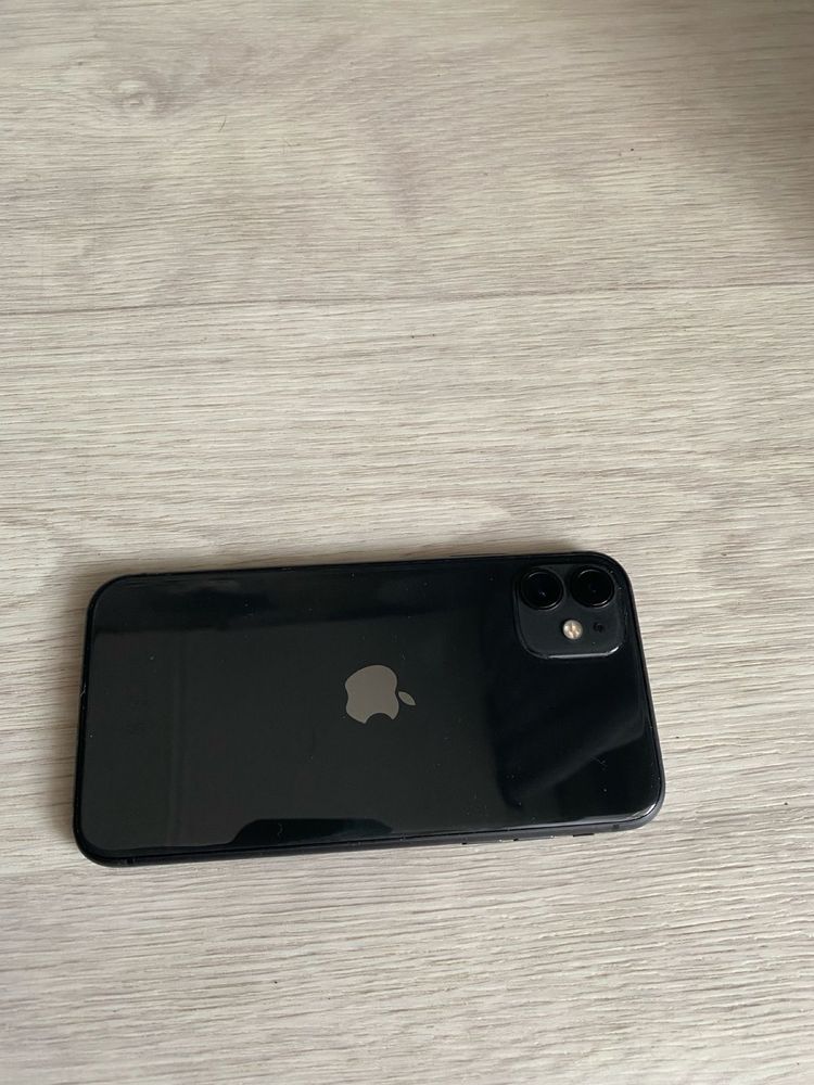 Подам iphone 11