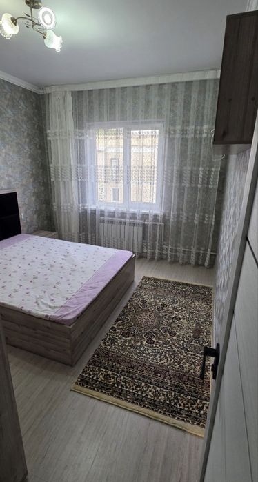 Сдается 3 ком Ахмад Югнакий 256-школа. Без лифта