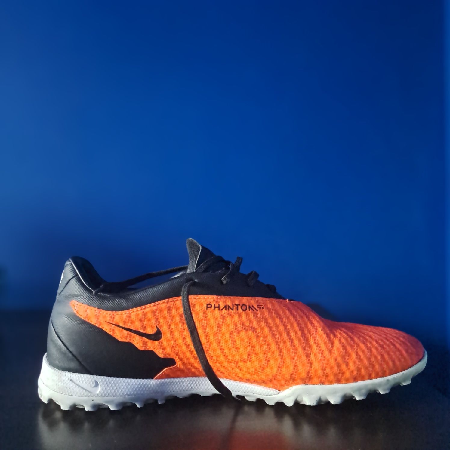 Бутонки  на nike