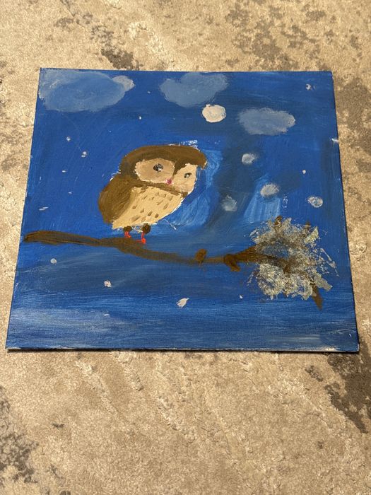 Pictura, bufnita pe creanga