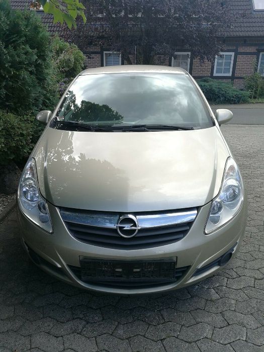 Opel Corsa/Корса 1.0i 60 к.с. На части !!!