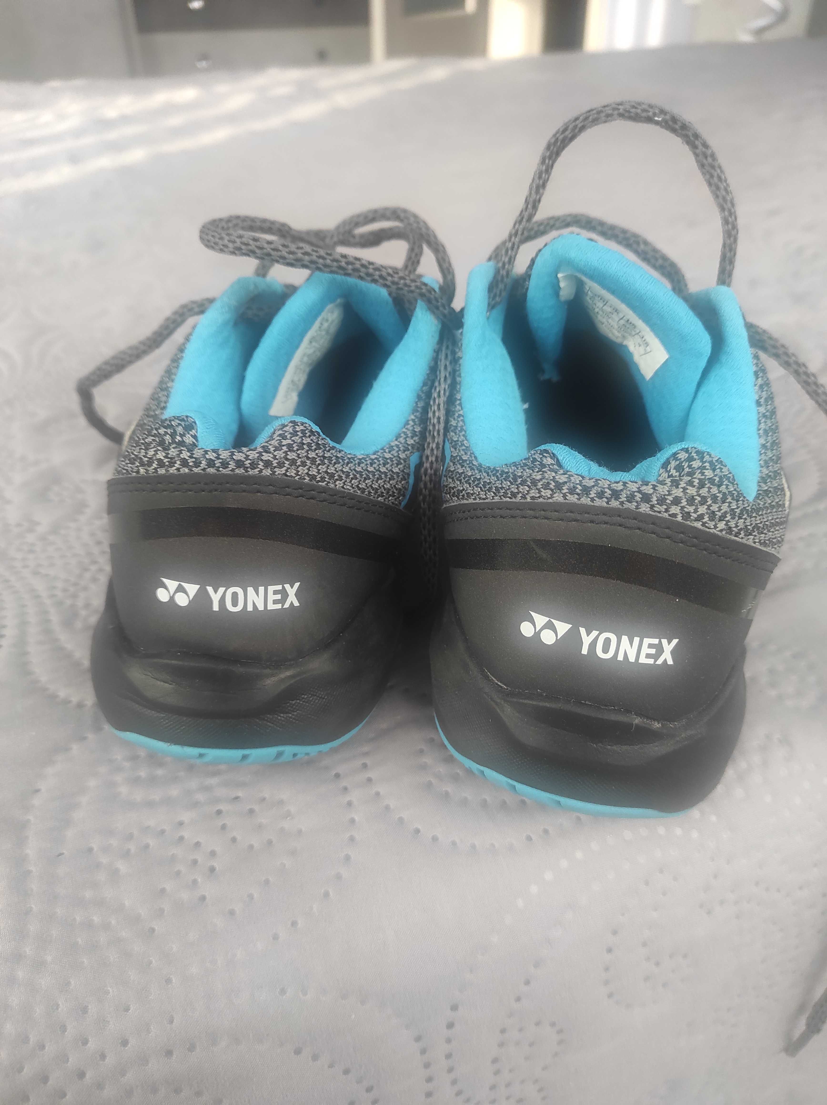 Yonex 39 обувки за бадминтон