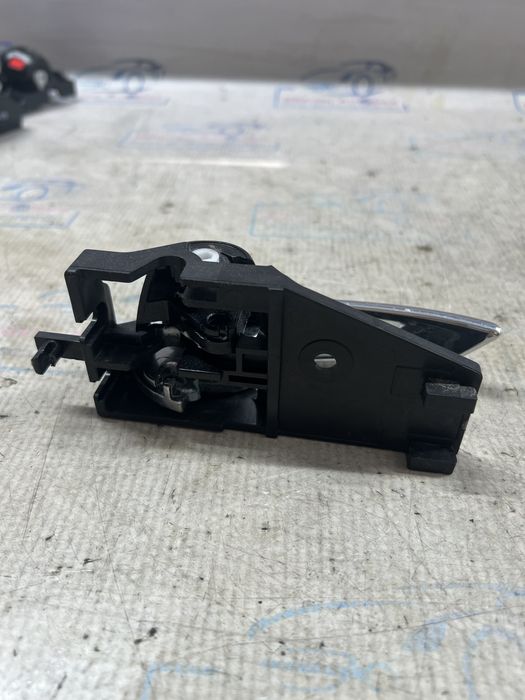 maner interior dreapta fata suzuki vitara 2017