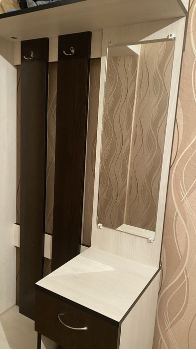 продам шкаф для прихожей