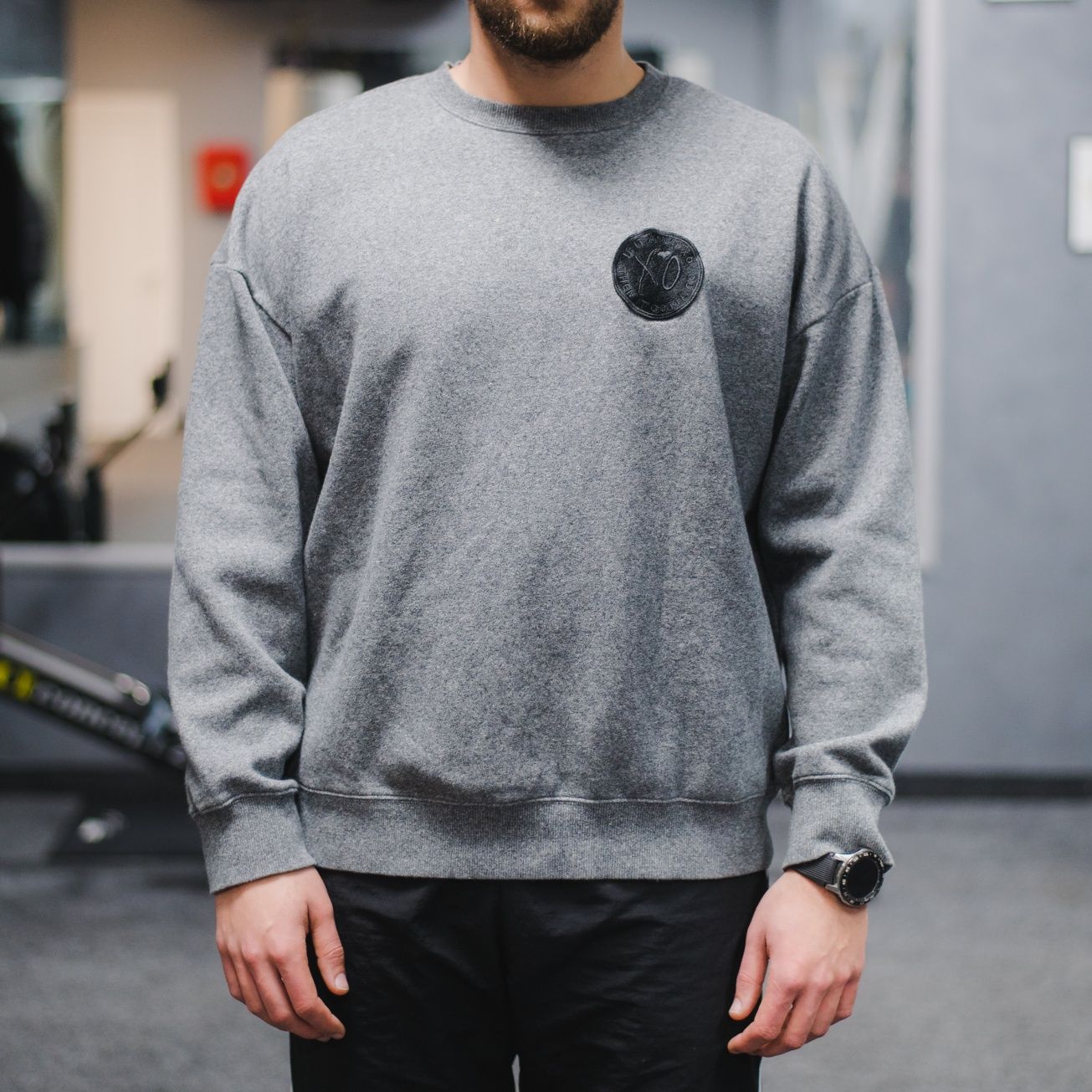 The weeknd H & M суичър
