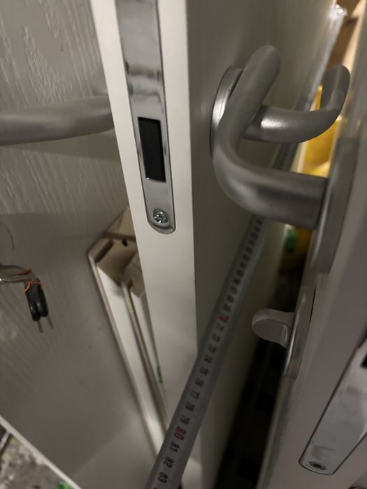 Интериорни врати