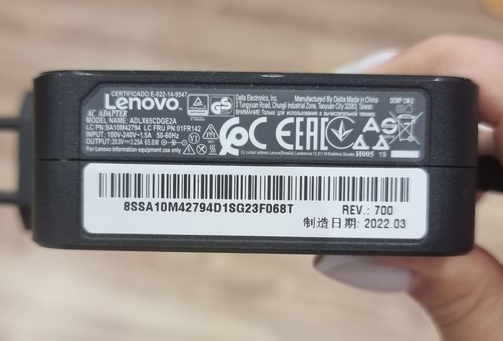 Продаю ноутбук lenovo