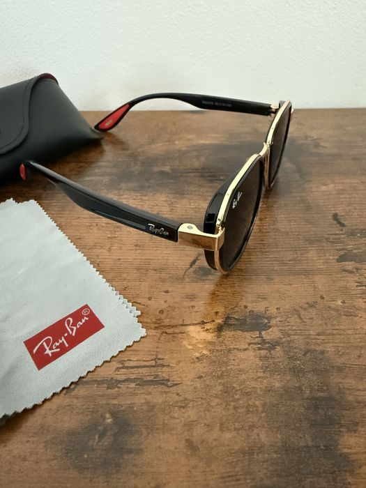Ochelary Ray Ban  ferrari noi cadoul perfect