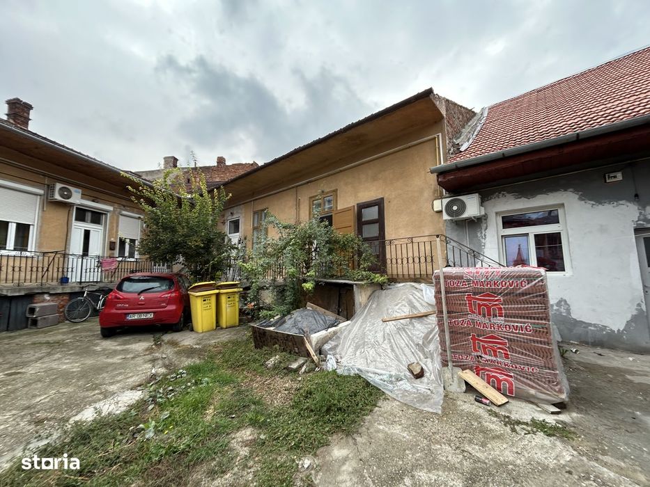 Vand apart.1 cam. st.58 mp,la casa, str.E.Teodoroiu spre Reconcilierii